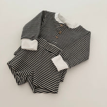 Load image into Gallery viewer, Jude Striped Set in Black
